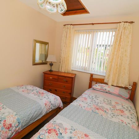 וויטבי River Gardens Cottage מראה חיצוני תמונה