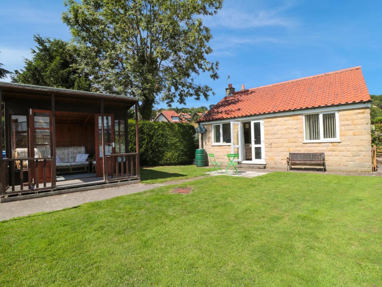 וויטבי River Gardens Cottage מראה חיצוני תמונה